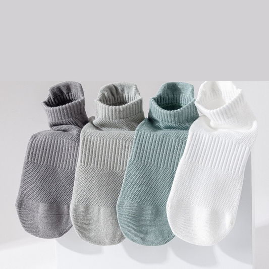 Gain Ground with Confidence: Noah Pilates Non‐Slip GripSocks for Men