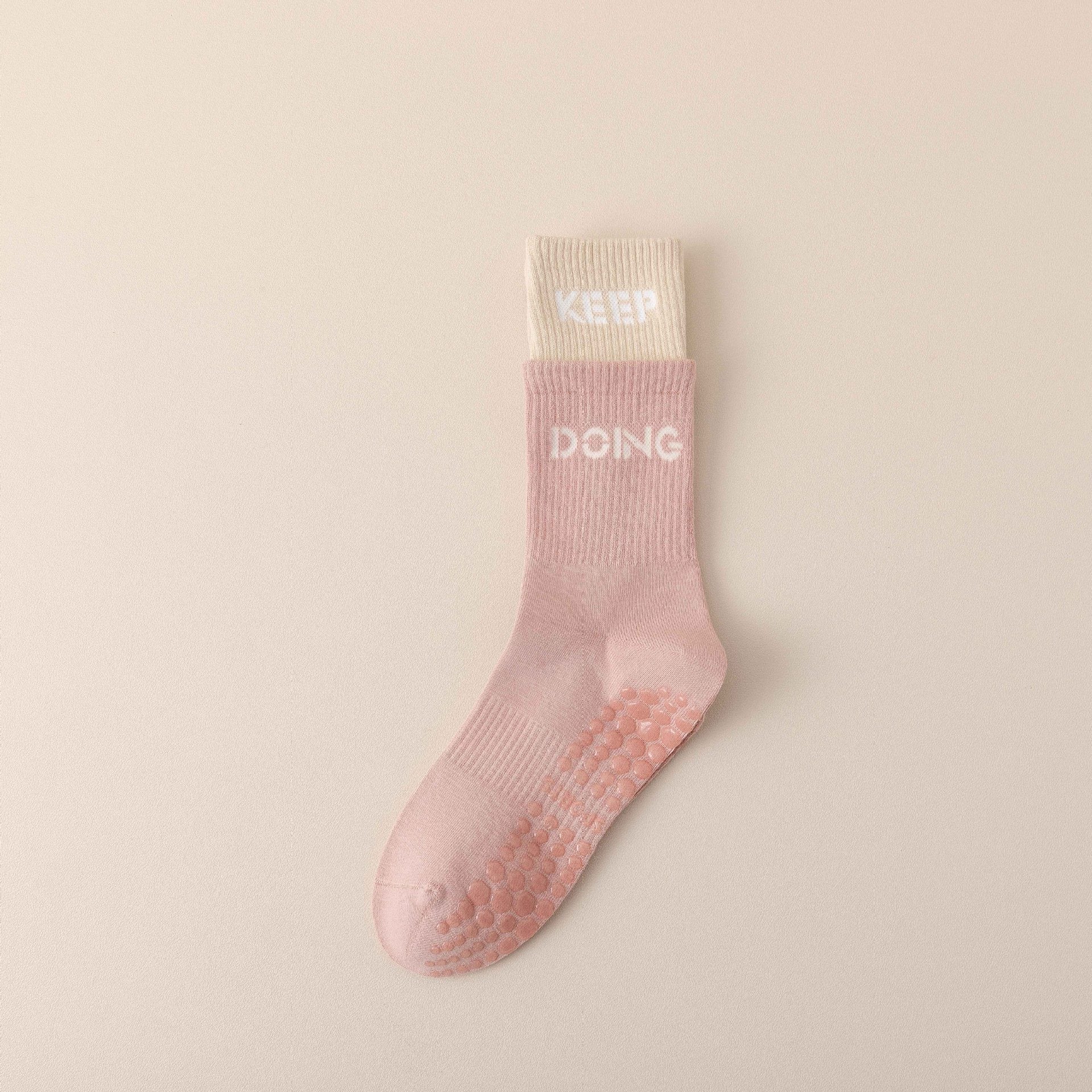 Discover pilate and yoga gripsocks, the essential studio accessory with an elegant twist. Perfect for Fitness, gym, workout, studio, wall pilate, and barre.