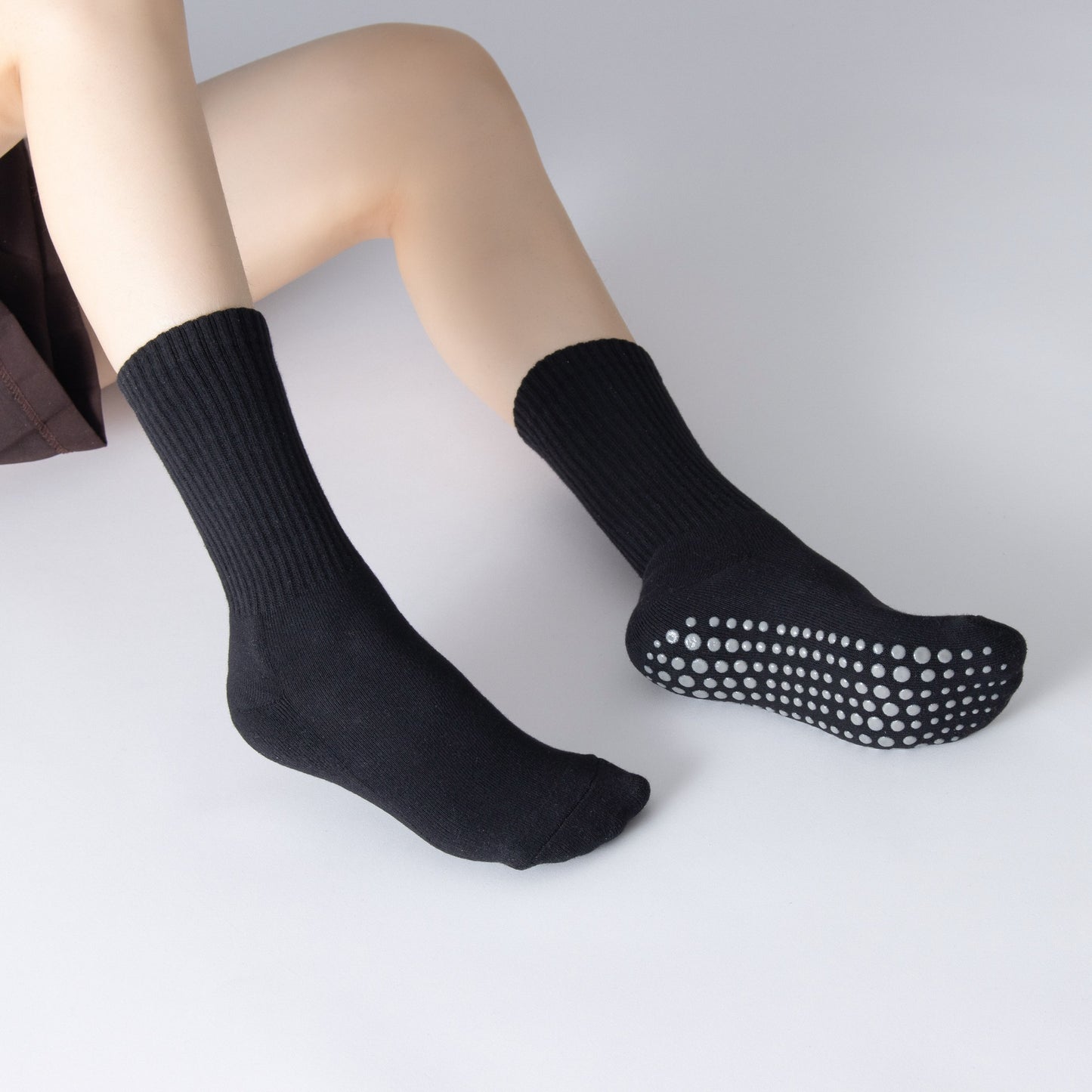 Stay balanced with full-toe grip socks for Pilates, Yoga, and Barre. Non-slip design, arch support, and breathable organic cotton for comfort.