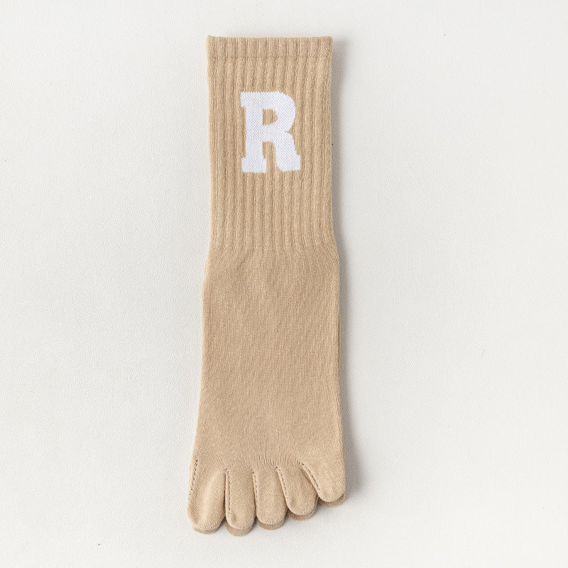 pilate grip socks, reformer pilates socks,best pilates socks, yoga gripsocks, studio socks, fitness socks, gym socks, workout socks, and barre socks, gripsocks in Canada, gripsocks in USA, Australia gripsocks